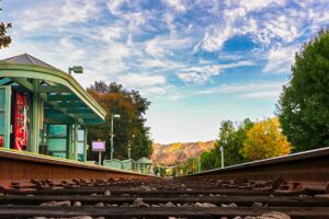 Photographed this view of the railroad track in Simi Valley Train Station